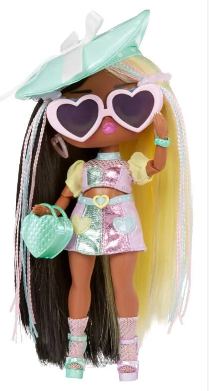 MGA Entertainment LOL SURPRISE - POUPEE TWEENS MANNEQUIN DARCY BLUSH 3 MGA Entertainment LOL SURPRISE - POUPEE TWEENS MANNEQUIN DARCY BLUSH