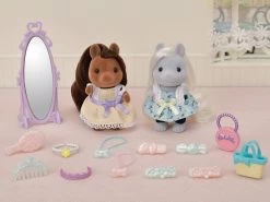 Sylvanian Families FIGURINE -LES AMIS PONEY ET LEURS KITS DE COIFFURE - SYLVANIAN SET BOUTIQUES -Jouets Soldes 49e2e8a2a070d1756222dc6bb8f9d8a4578071e7 41005091 05