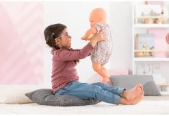 POUPON BEBE CHERI JARDIN EN FLEURS- COROLLE MON GRAND POUPON -Jouets Soldes 5d8e86012c521a46ac8c78a477f579422463910f 41012045 05