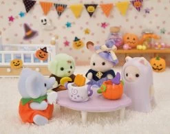 Sylvanian Families LES BEBES D'HALLOWEEN - SYLVANIAN TOUT POUR LES BEBES 12 Sylvanian Families LES BEBES D'HALLOWEEN - SYLVANIAN TOUT POUR LES BEBES -Jouets Soldes 70a0f449bf790f251cb6949c0f4e57588617bd65 41005098 05