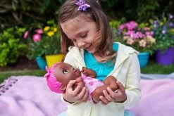 MATTEL MY GARDEN BABY - POUPON BÉBÉ PAPILLON FRAISE SE RÉGALE -Jouets Soldes e74dc91d4fdb3456cfd381389a54e92fa00abe30 41000598 06